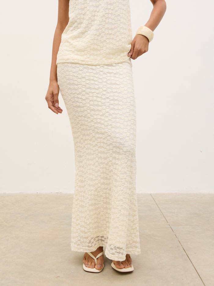 Lana is 5'9.5" & Wears Size UK 8|Talia Floral Maxi Skirt - Cream
