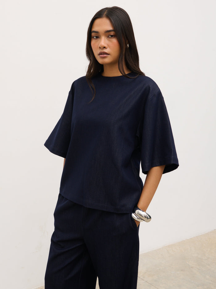 Candy Is 5'6" & Wears Size UK 8|Tiff Boxy T-Shirt - Indigo