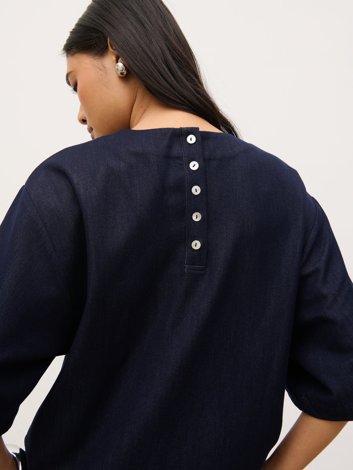 Candy Is 5'6" & Wears Size UK 8|Tiff Boxy T-Shirt - Indigo
