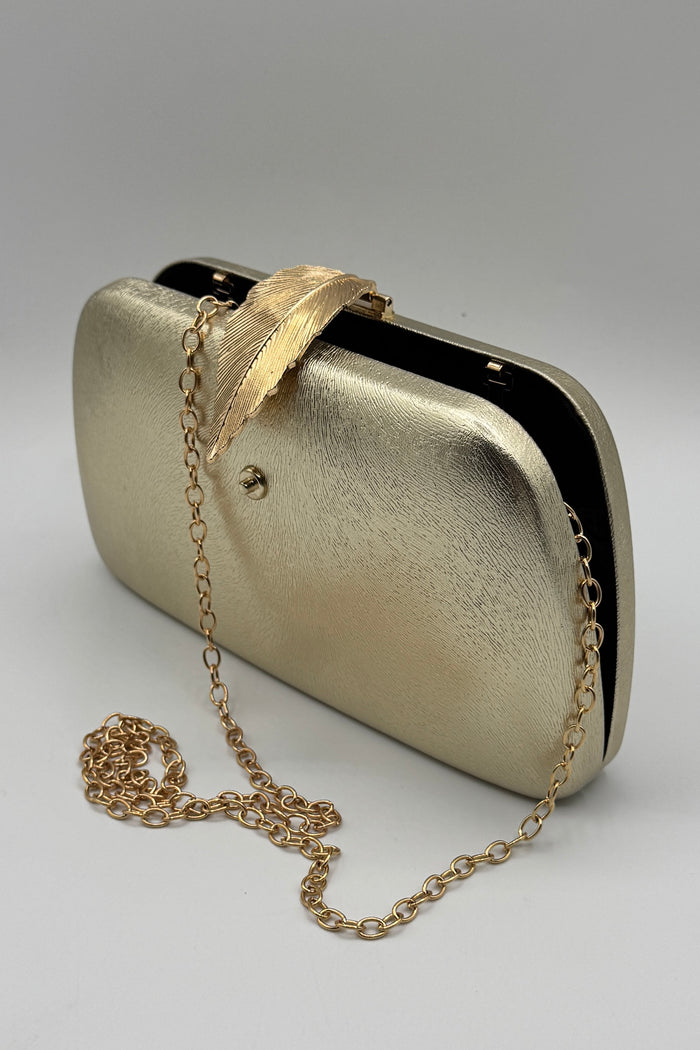 Tres Chic Clutch Gold