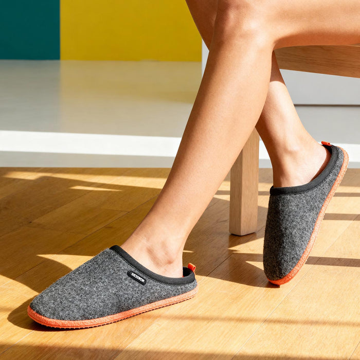Giesswein Woolpops - orange fluo 696